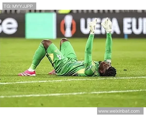 足球巨星挑战街头野球 极限技术街头翻转尽显球场霸气